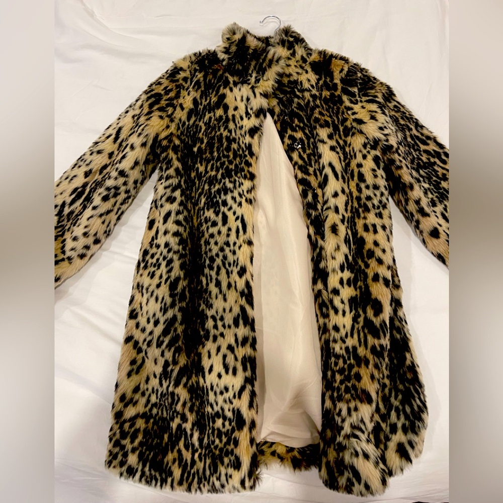 Cupcake and cashmere leopard coat
